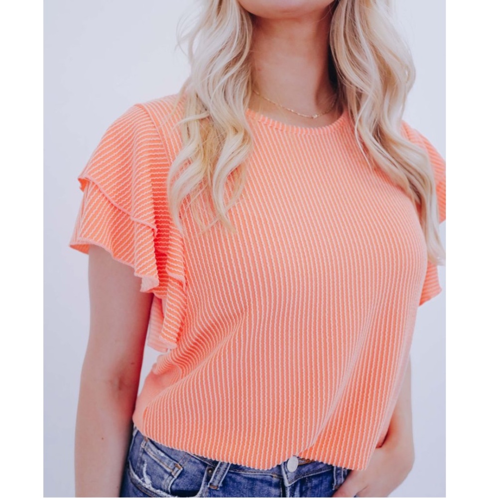 Rent Ruffle Sleeve Textured Top NWT